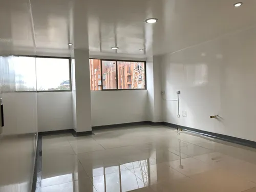 Consultorio En Arriendo En Chico Norte. Cod A14824