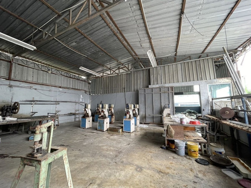 Terreno Nave Venta Alquiler Manoguayabo Santo Domingo Oeste