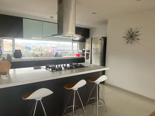 Apartamento En Arriendo En El Chicó. Cod A11006