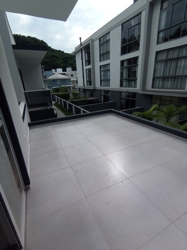 Sobrado Novo Com 2 Suítes E Sacada Ideal Para Morar