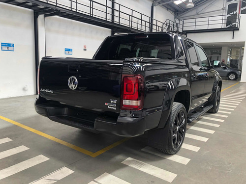 Imagen 10 de 25 de Volkswagen Amarok 2023 3.0 V6 Extreme Black Style
