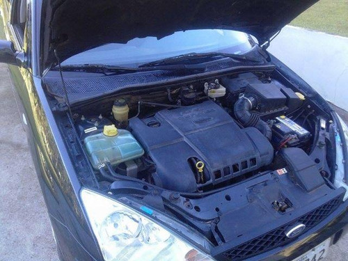 Ford Focus Sedan 2.0 Glx 4p
