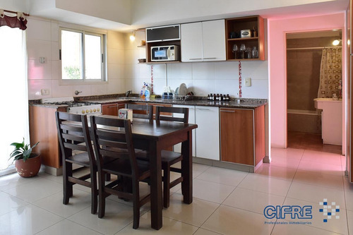 Super En Precio! 1750u$s/m2 Departamento De 3 Ambientes 5 Años De Antig.