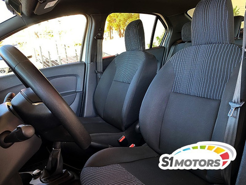 Imagem 10 de 14 de Renault Logan Life 1.0 Branco 2020