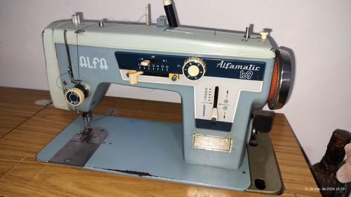 Máquina De Coser Alfamatic 109