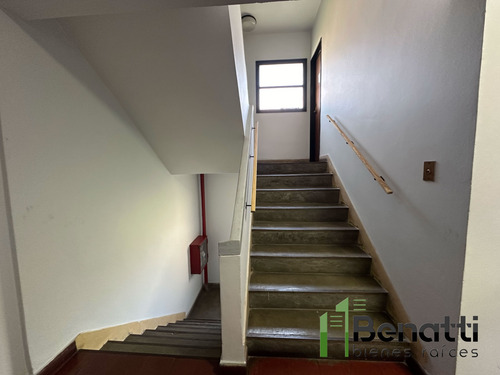 Departamento 3 Ambientes. Excelente Ubicacion