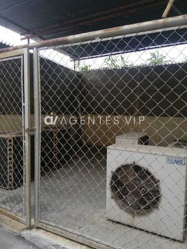 Imagen 14 de 25 de Se Vende Local Comercial Centro Profesional Anibal Dominicci