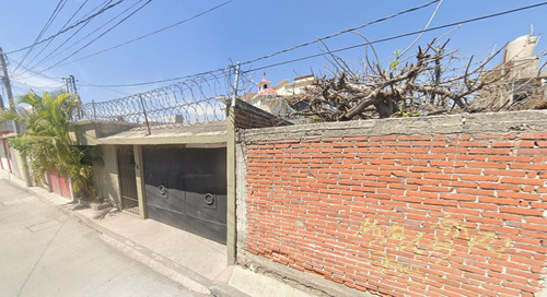 Casa De Recuperación Bancaria En Calle Paseo De La Normal, Col. Gabriel Tepepa, Cuautla, Morelos. ¡no Se Aceptan Créditos!