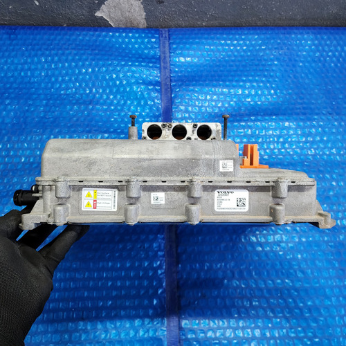 Inversor Conversor Energia Traseiro Volvo Xc40 22 2023 2024 (Usado)