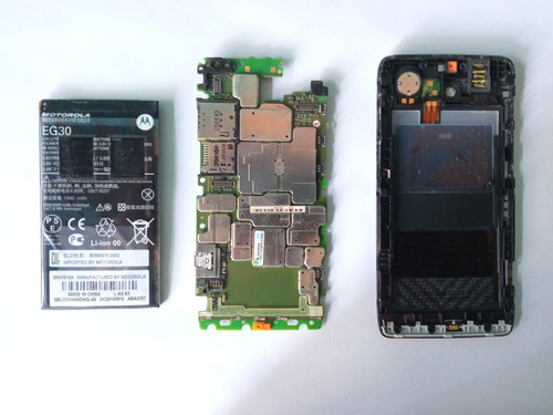 Moto Razr I Xt890 Completo Refacciones Negro (Usado)