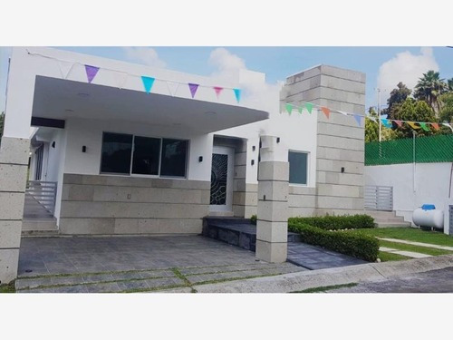 Imagen 1 de 12 de Casa Sola En Venta Fracc Lomas De Cocoyoc