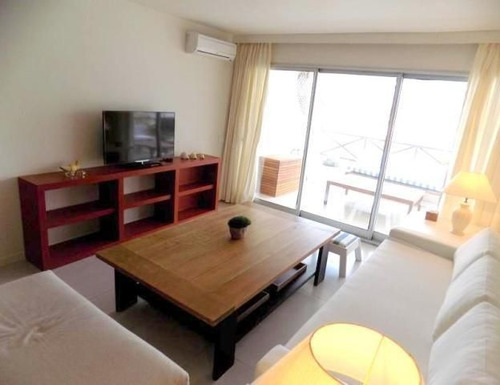 Apartamento En Venta De 2 Dormitorios En Manantiales