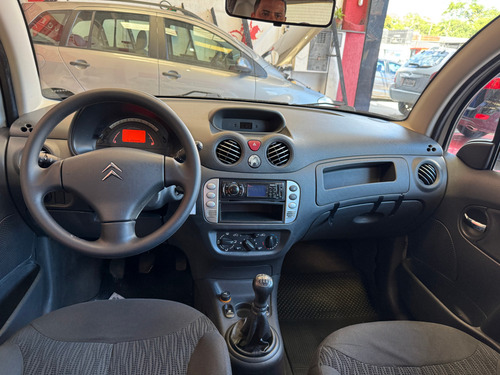 Citroën C3 C3 GLX 1.4 8V (flex)