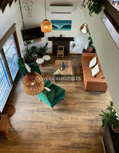 Divina Casa En Pinares A La Venta 