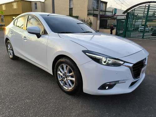 Mazda 3 2.0 Touring