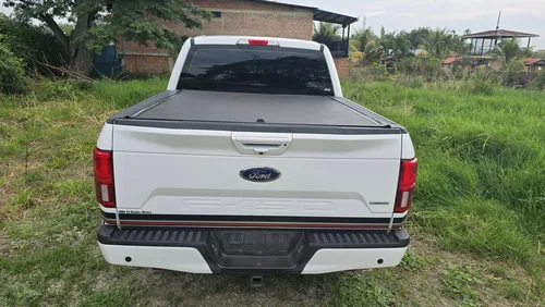 Ford F-150 Lariat Sport