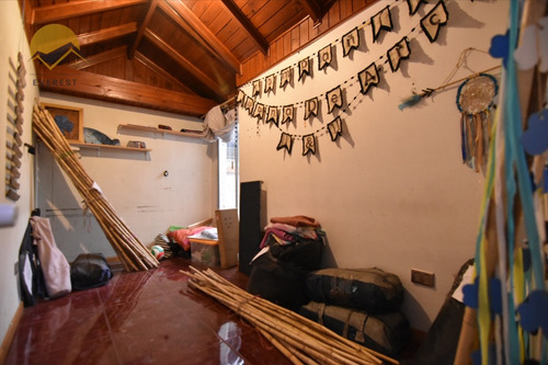 Se Vende Casa. 5d 2b Con Estacionamiento, Comuna De Maipú.