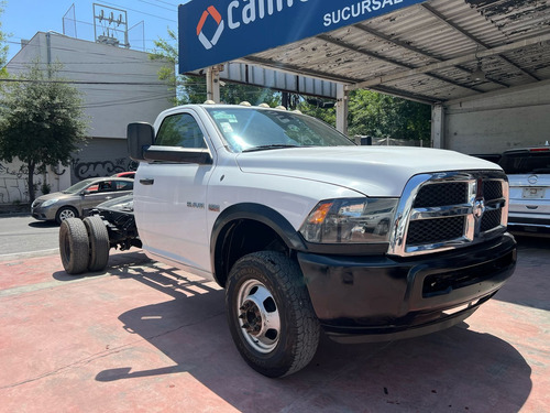RAM 4000 5.7 Chasis Cabina Pl 4x2 Mt