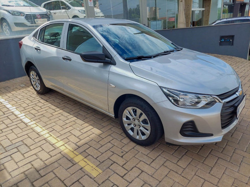 Imagem 2 de 9 de Onix Sedan Plus 1.0 12v Tb Flex Aut.