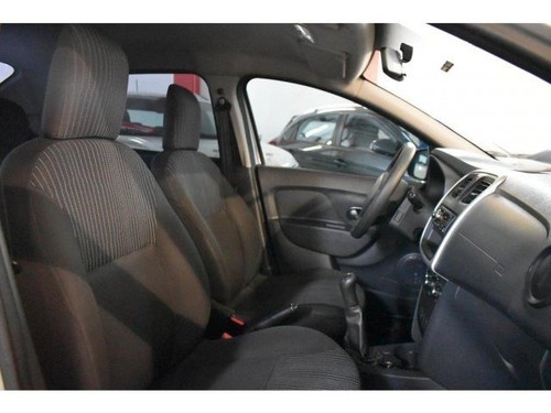 Imagem 6 de 12 de Logan 1.0 12v Sce Flex Authentique Manual