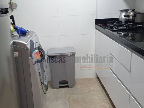 Imagen 5 de 17 de Apartamento En Arriendo Gran Granada 1052-253