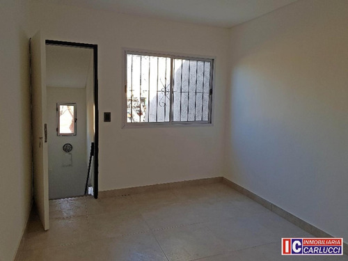 Imagen 5 de 7 de Casa Ph Reciclada En Venta En Castelar Nte.