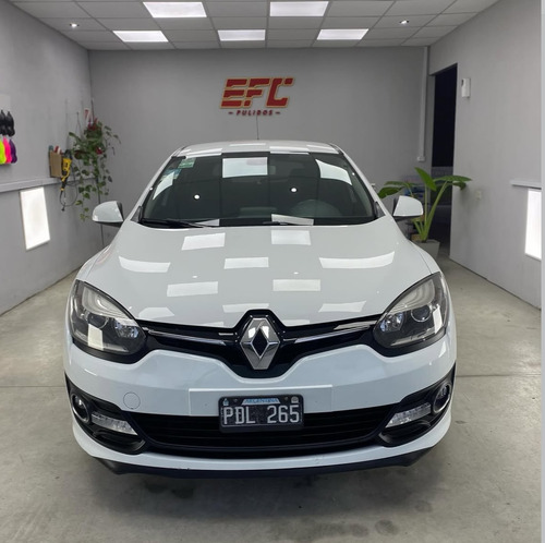 Renault Mégane III 1.6 Ph2 Luxe Pack 111cv