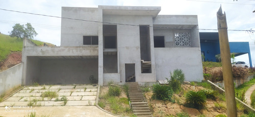 Casa Em Construção - Fase Acabamento
