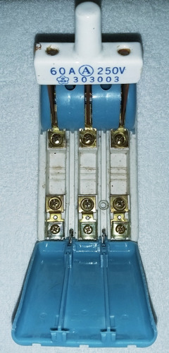 Cuchilla Trifasica 60 Amp 250 V. Marca North West Electric