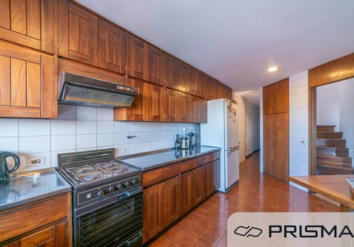 Exclusivo Departamento - 340 M2 - 6 Terrazas - Av. Hipólito Yrigoyen -