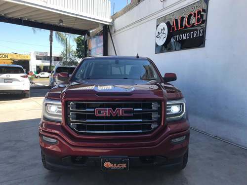 Imagen 2 de 12 de Gmc Sierra 2017 5.4 Crew Cabina All Terrain 4x4 At