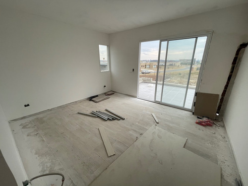 Imagen 14 de 26 de Venta Permuta Casa En Barrio Cerrado Privado San Sebastian Área 8 Pilar Financiación Cuotas Facilidades Parrilla Pileta Patio Quincho Oportunidad Inversión Vista A La Laguna