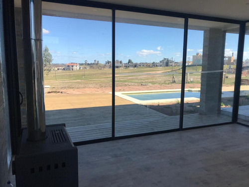 Venta Alquiler Casa 3 Dormitorios 3 Baños Mirador De La Tahona #383