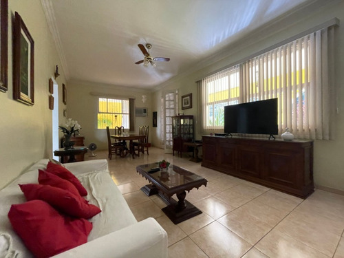 Imagem 10 de 30 de Vende Terreno Com 3 Casas Na Rua Parintins, Praça Seca. - Ca00141 - 34608432