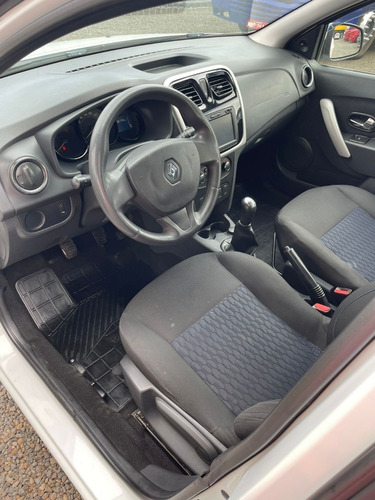 Imagem 9 de 10 de Renault Sandero Expression 1.0