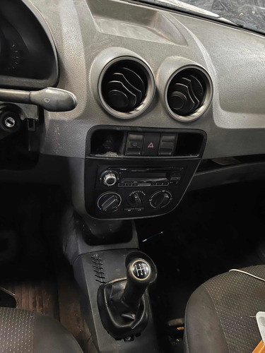 Imagen 8 de 20 de Volkswagen Gol Power 2013 Chocado Con 08 Al Día Para