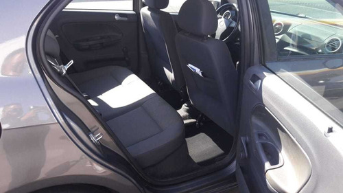 Volkswagen Voyage 1.8
