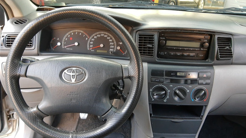 Imagem 10 de 11 de Toyota Fielder 1.8