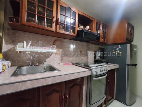 Imagen 8 de 16 de Casa En Venta La Mantuana Turmero 22-23124 Ag
