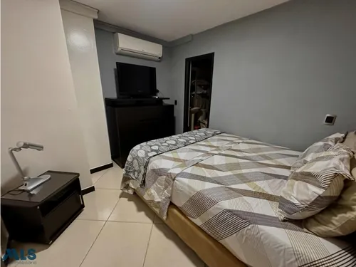 2 Edificios Para La Venta A Una Cuadra Del Parque ...(mls#253059)