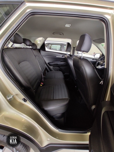 Imagen 13 de 15 de Kia Sonet Vibrant Mec 2023