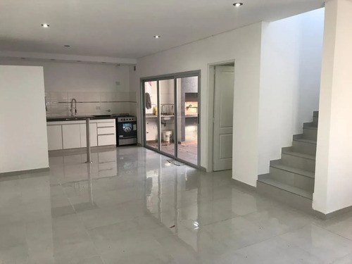 Imagen 2 de 13 de Duplex En Venta, Ituzaingo Norte, A Estrenar 3 Ambientes