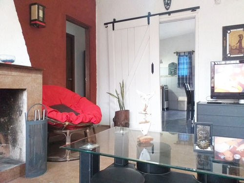 Casa Piscina Climatizada A 34 Grados, Con Cerramiento En Pvc. En Parque Del Plata