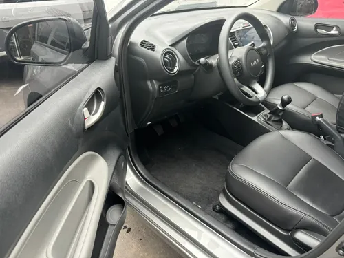Kia Soluto Mecanico Con Tapiceria En Cuero Y Soat Mod 2026