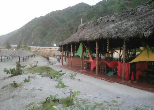 Imagen 4 de 14 de Accion De Club Tanaguarena.