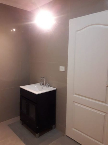 Imagen 8 de 11 de Casa En Venta En Pilar