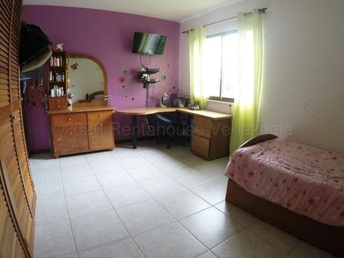 Imagen 15 de 23 de Casa En Venta Turumo 22-16524
