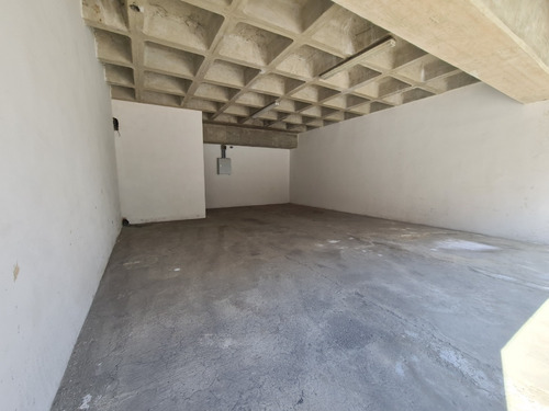 Imagen 10 de 15 de Fabulosa Torre Corporativa En Venta