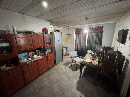 Venta Casa Con Pileta José C. Paz Con Cochera