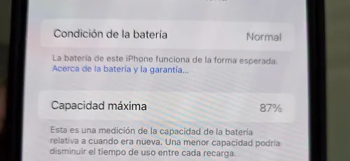 Apple iPhone 15 Pro Max (256 Gb) - Titanio Blanco (Usado)